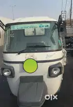 Piaggio Lording Auto 2024 Model