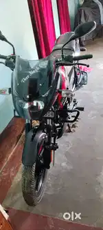 Brand modal bajaj Pulsar 125