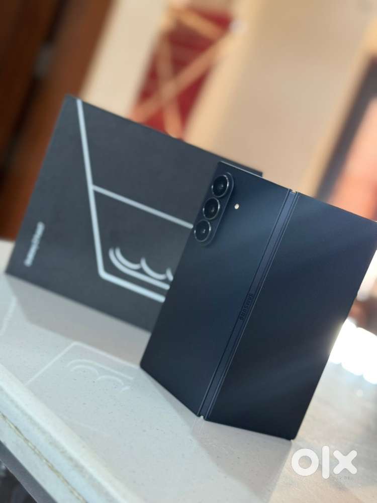 Samsung Z Fold 7- 512 GB- JetBlack- Unused