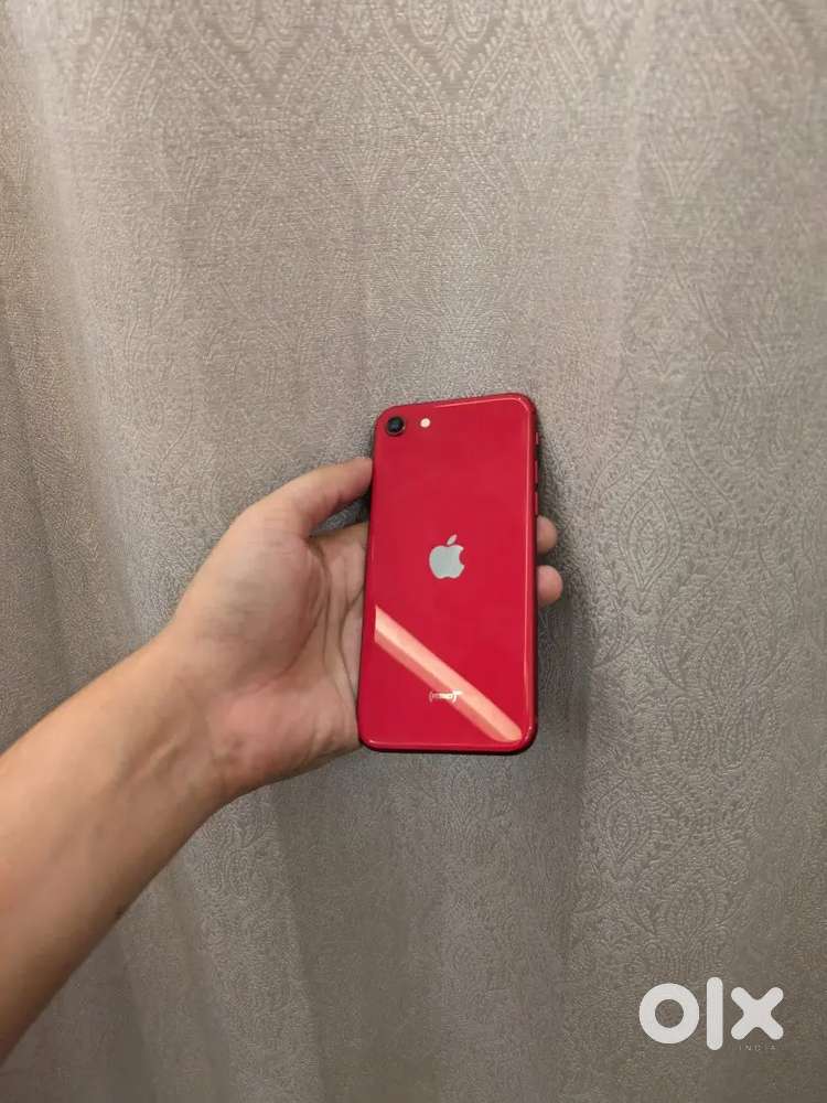iPhone SE (128) GB  Red edition in good condition