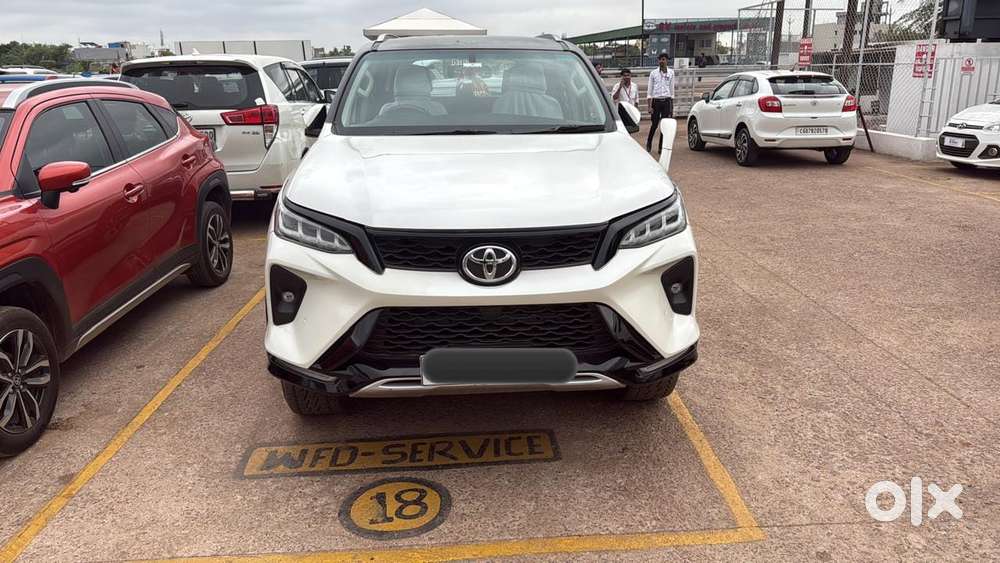 Toyota Fortuner Legender, 2021, Diesel