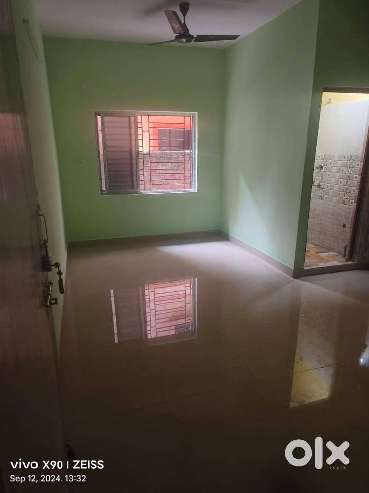 flat rent at mohisgote 2nd lane near coal india or sector 5 new town