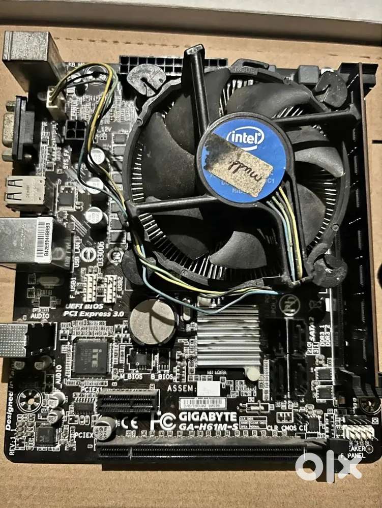 Gigabite i3 3rd gen motherboard with fan processor full working