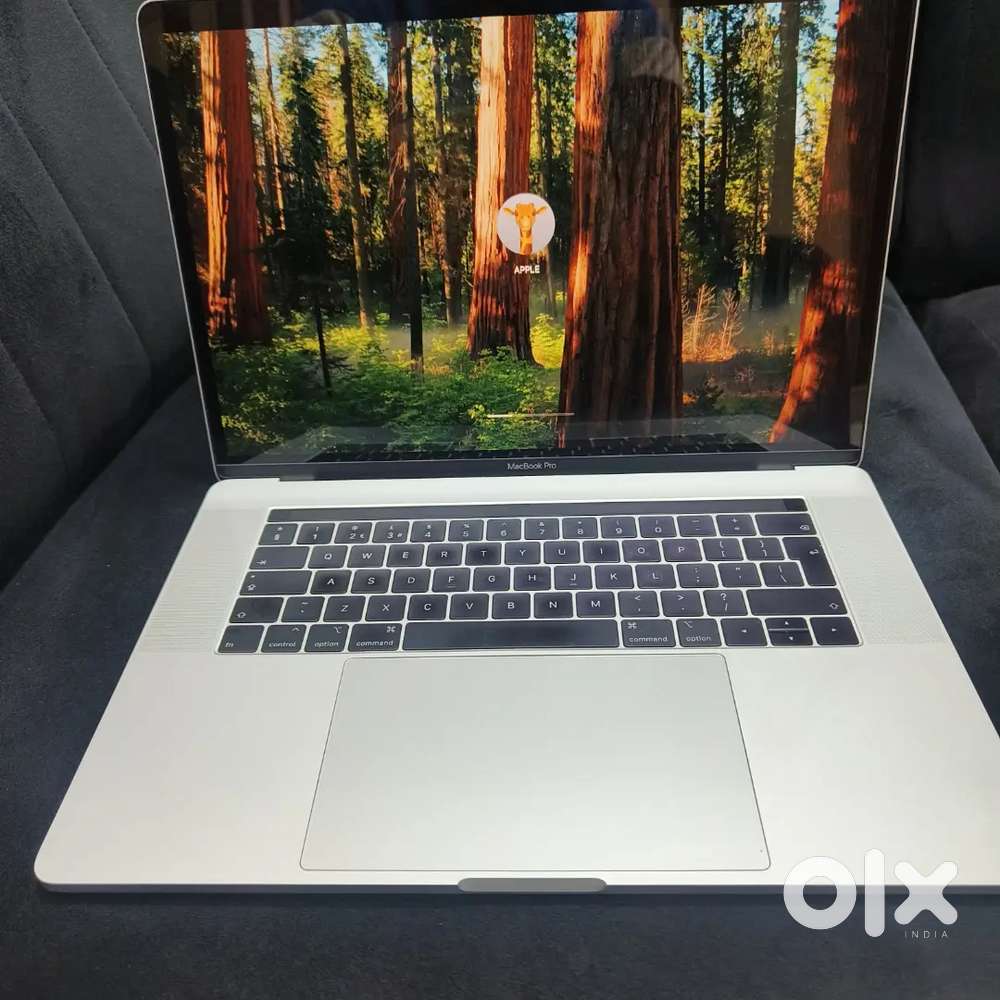 Macbook pro max core i7