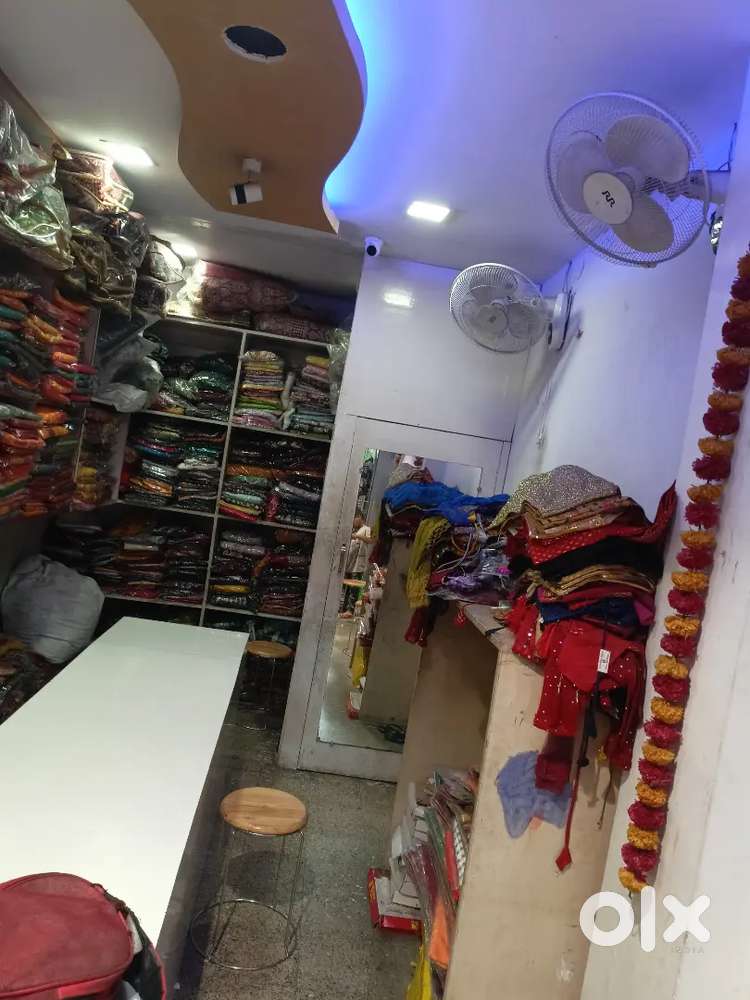 Saree, suit , lahnga ect all shop item sale