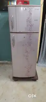 Double door fridge