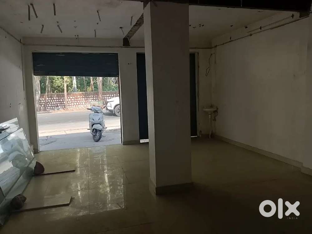 Prime location  my shop on road