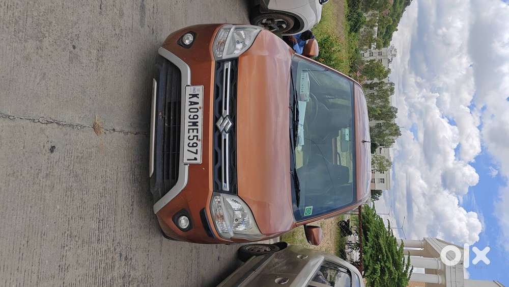 Maruti Suzuki Wagon R 2019 Petrol Brick colour