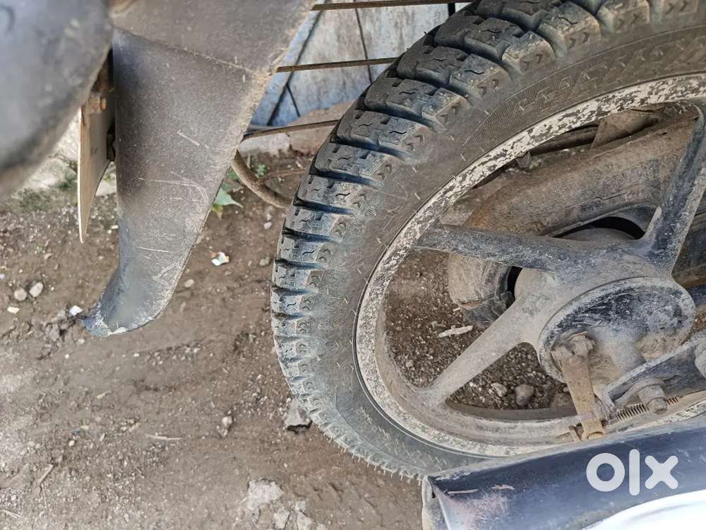 Bajaj platina 2011 model