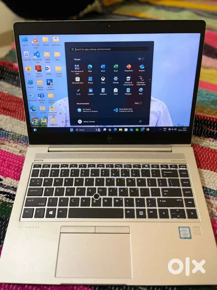 Hp elitebook G5 processor i5 RAM 8gb 256gb SSD