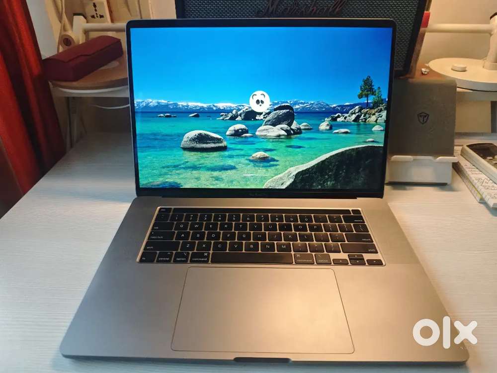 MacBook Pro 2019 i7 /16/512