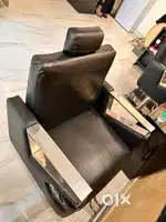 Salon furnitures for immediate sale