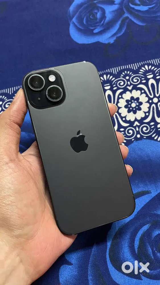 Iphone 15 128 Gb Black Out Warranty 87 % Battery With Original Bill