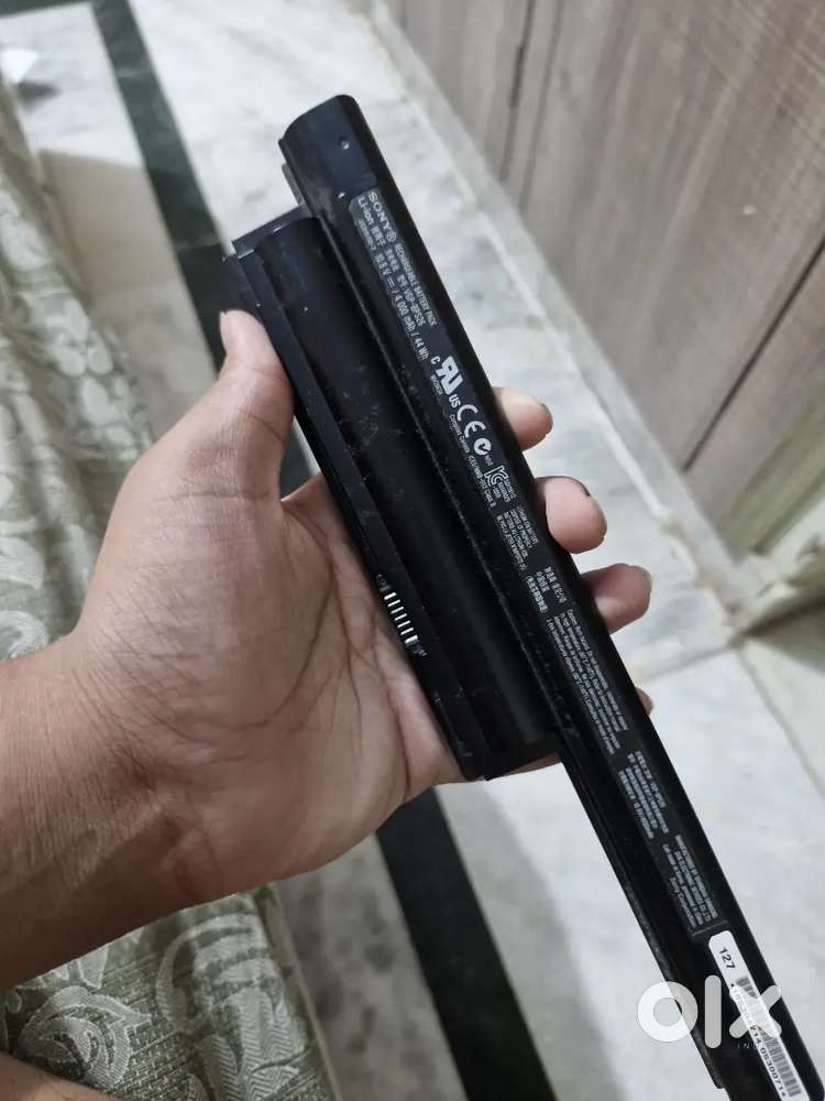 Sony laptop removeable battery
