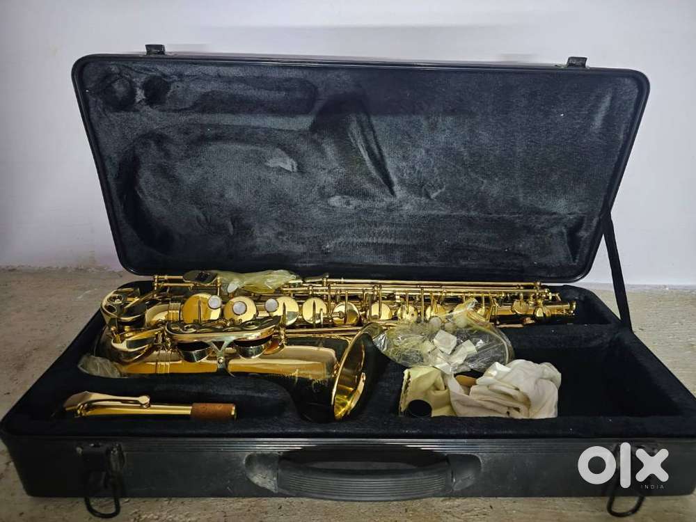 Saxaphone Gold