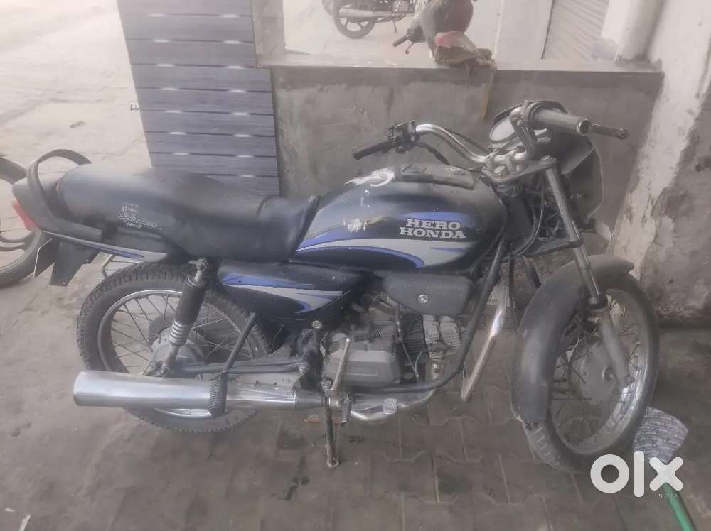 Splender bilkul ok canditon a rem back tyer new bilkul ok a ji