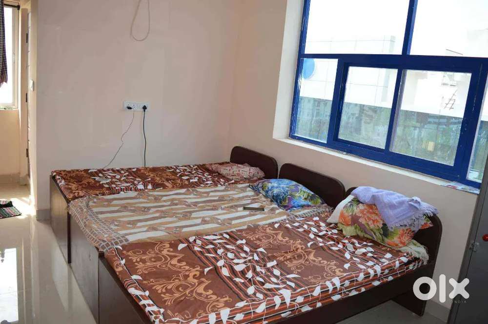 Pg ladies hostel for sale