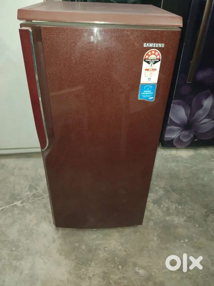 Samsung singal door 5 Star fridge running condition.