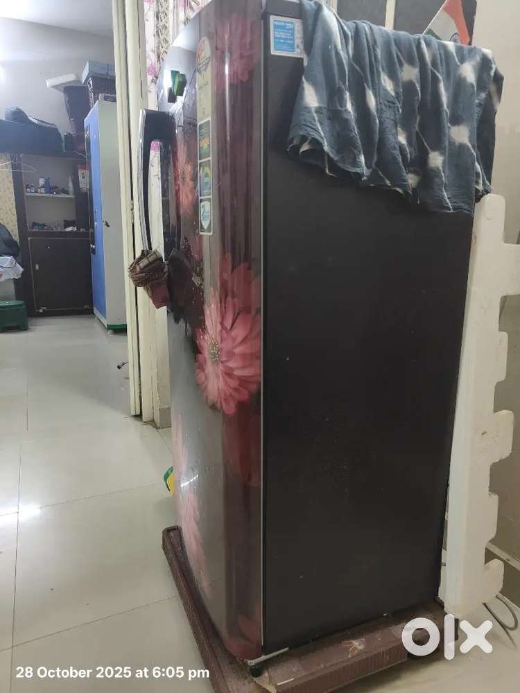 Single door fridge voltas beko