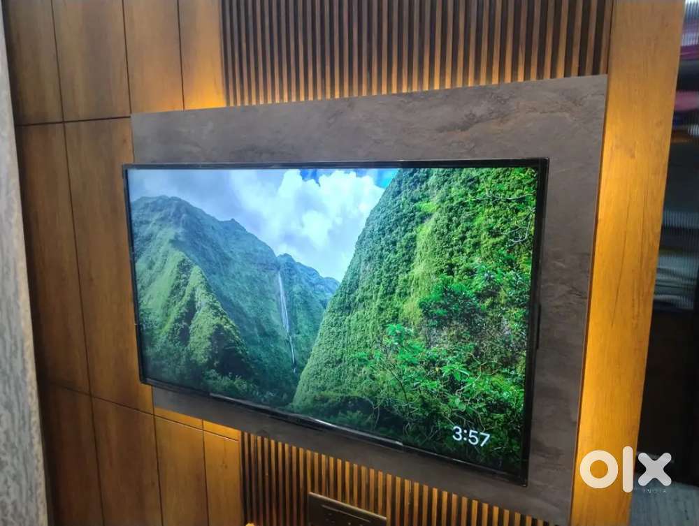 Second HAND SMART ANDROID 4K TV ALL SIZE 32'C TO 65 ''