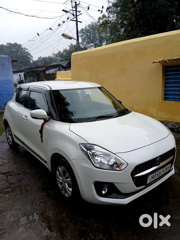 Maruti Suzuki Swift 2022 Petrol 35000 Km Driven
