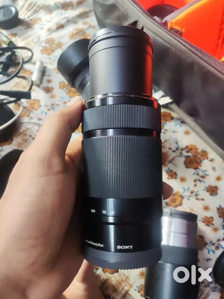 Camera lens Sony 55-210 brand new condition for urgent sale