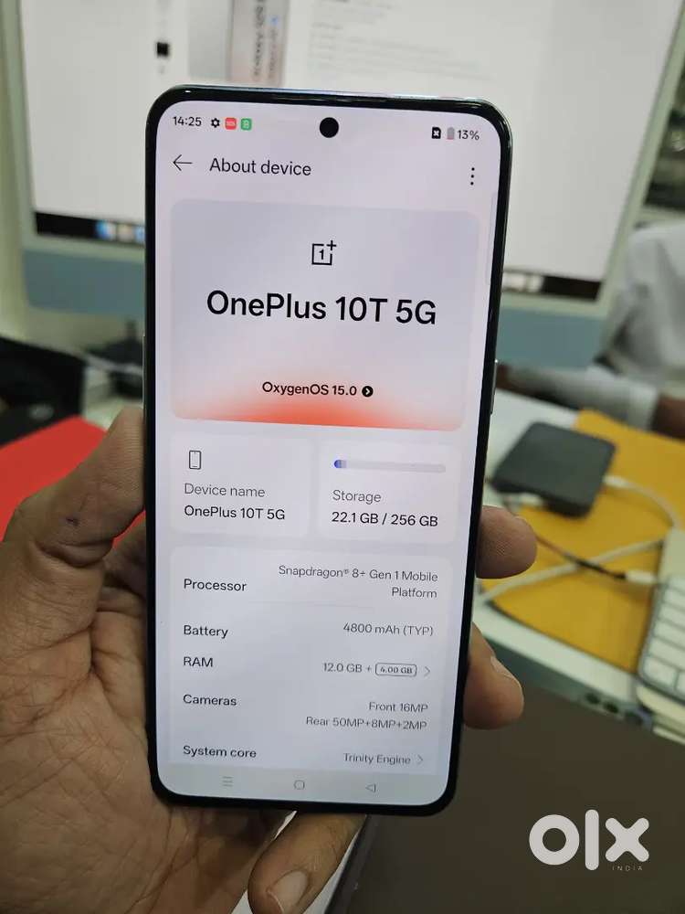 Oneplus 10T 12Gb 256Gb with charger also shade in display