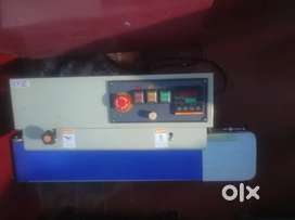 Pouch packaging mechine