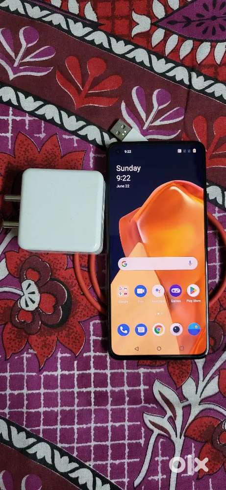 ONE PLUS 9R 256 GB /12GB FOR Sale like new condition
