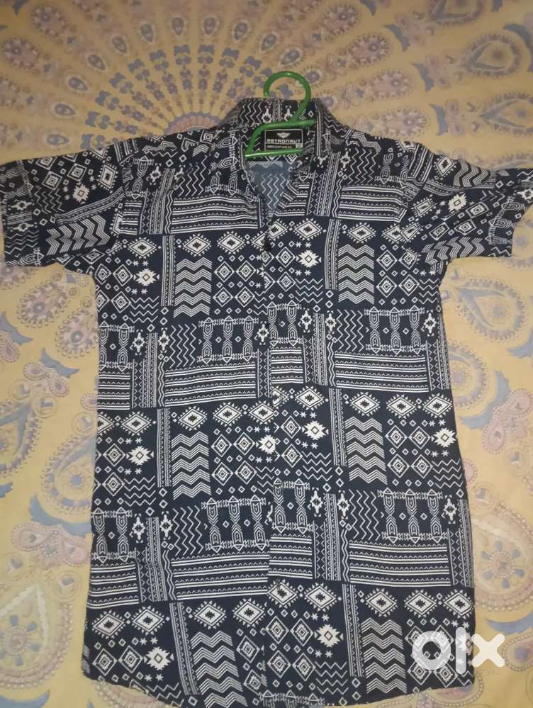 Stylish Second-Hand Shirt  Budget-Friendly Fashion BUY 1 GET 1