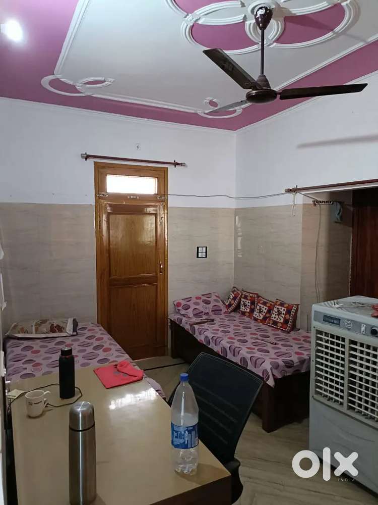 1 room set available for rent for students or small family