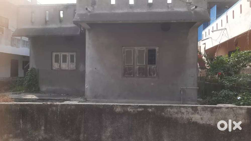 Near to Market & 100 Footy Cement Road