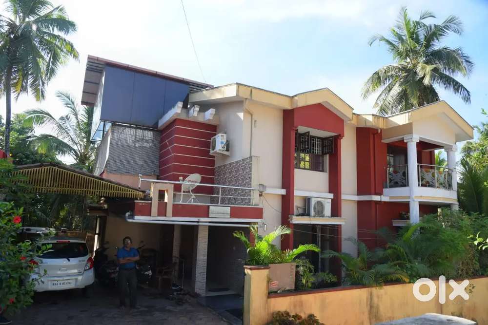 3500 sq ft 4bhk house total Rs1300000(1cr30laks)