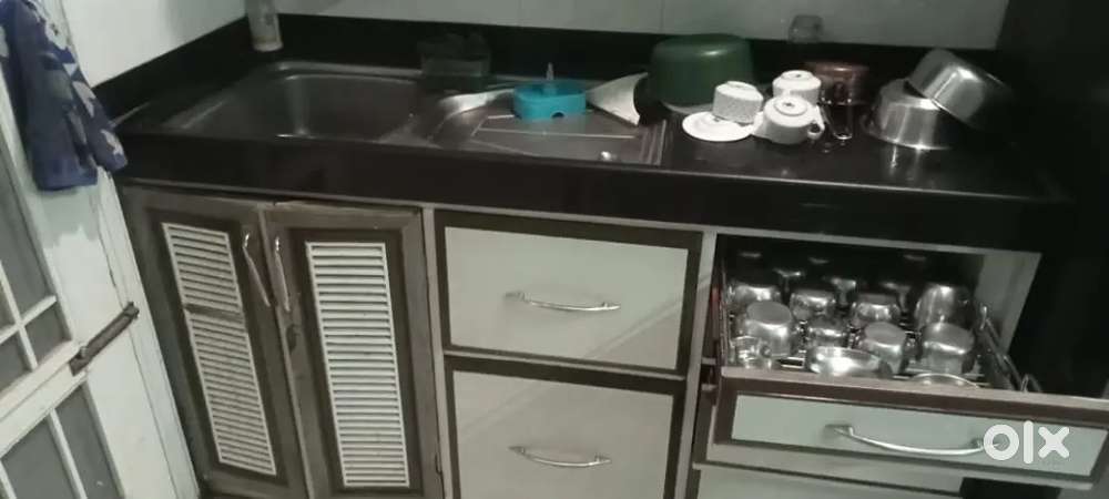 Modular Kitchen Cabinets and Drawers for sale