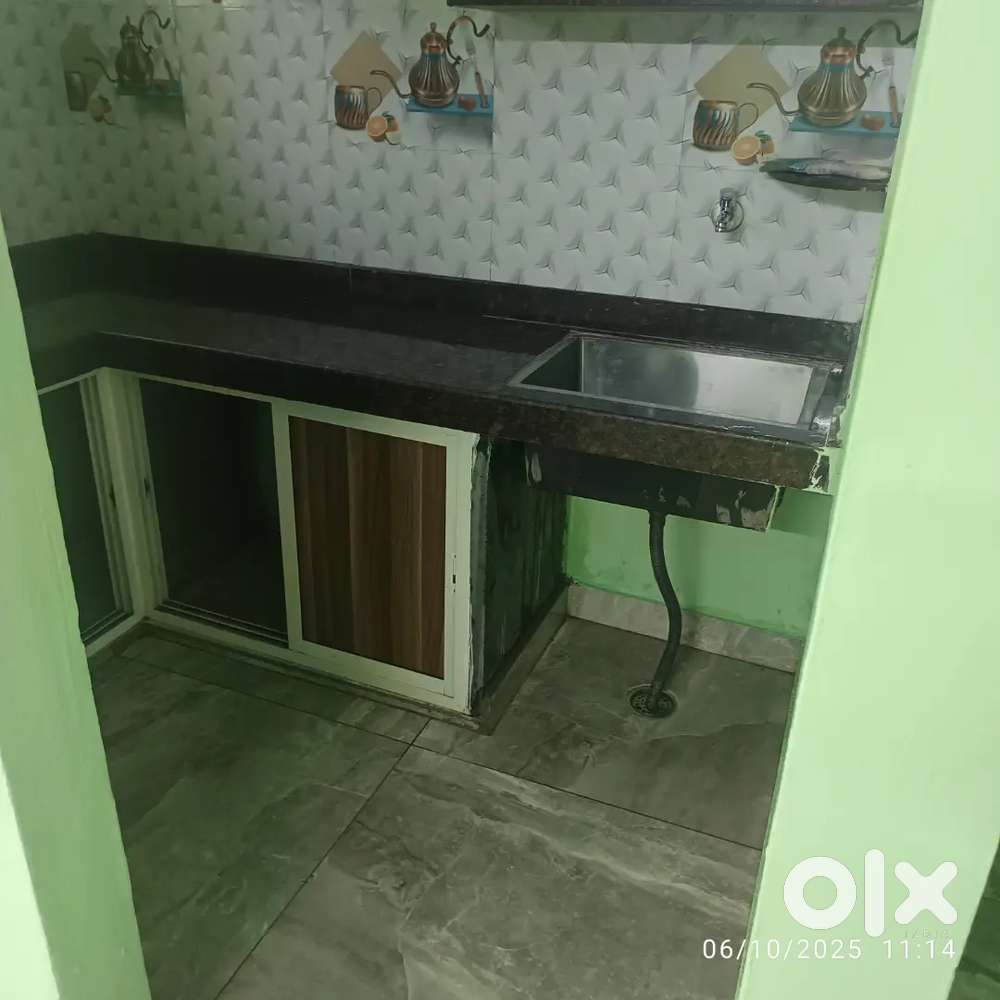 Independent saprate single bedroom portation for rent