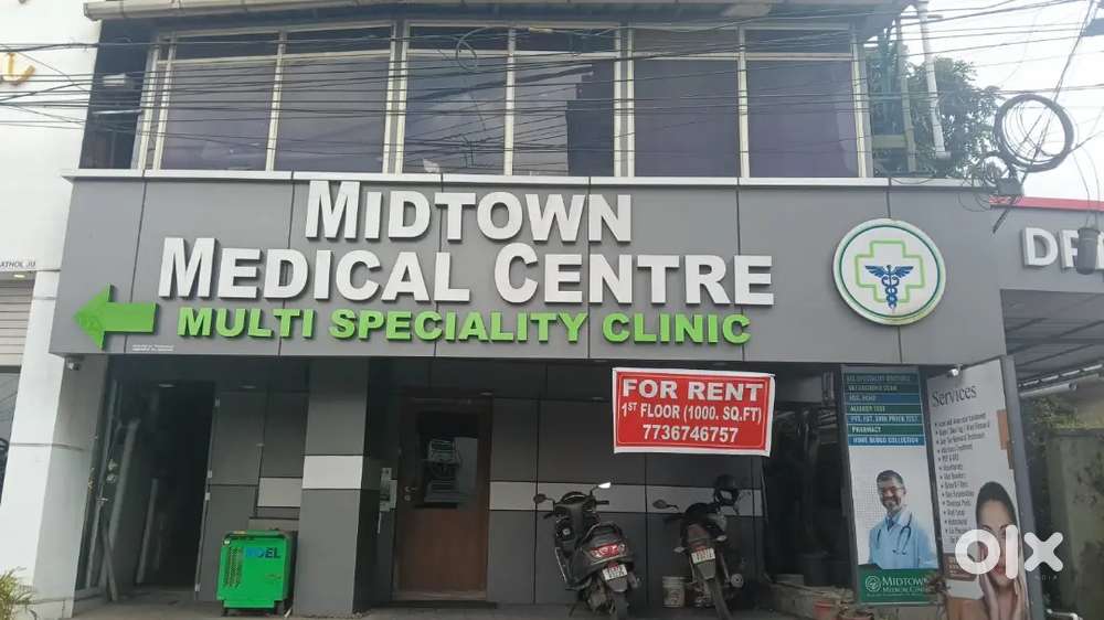 1st floor for rent - vallathol junction - Seaport Airport Road