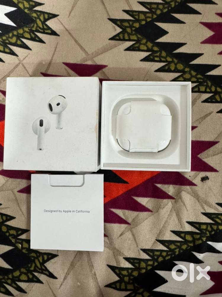 Apple airpods 4 ANC , active noise cancellation