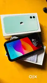 Iphone 11 128gb in very good condition with original accessories