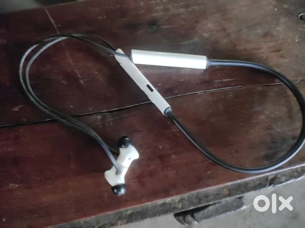 Realme 3 neckband