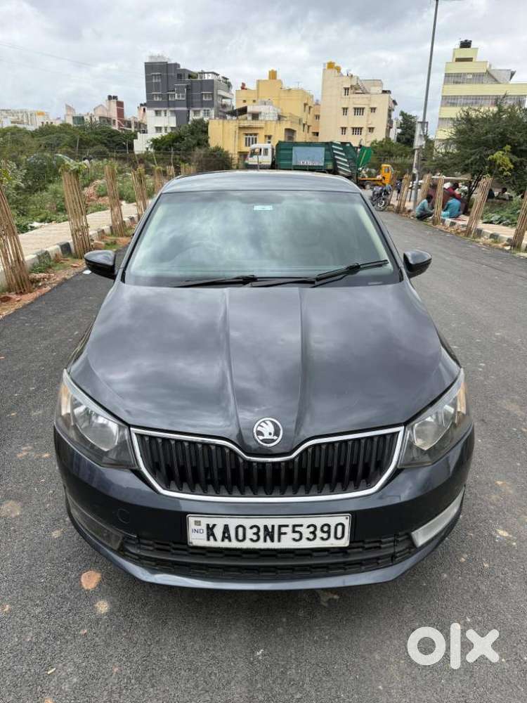 Skoda Rapid 1.0 TSI Active, 2019, Petrol