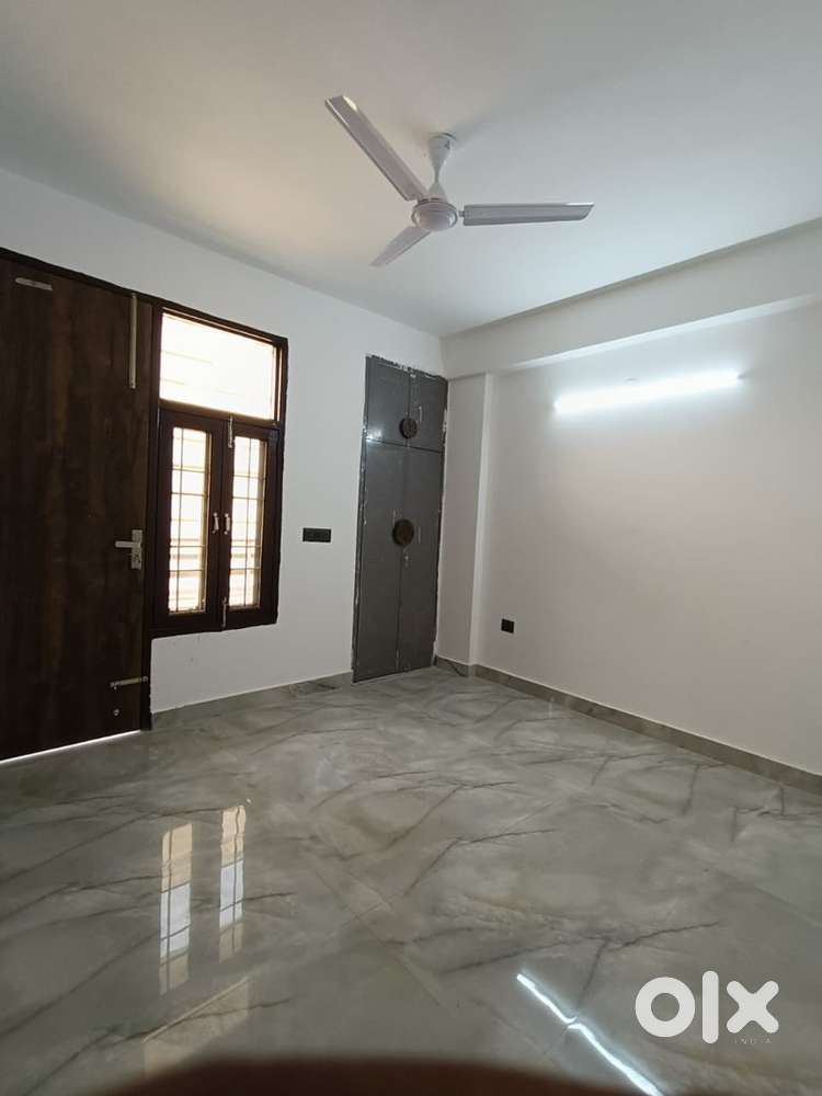 Nearby Chattarpur metro