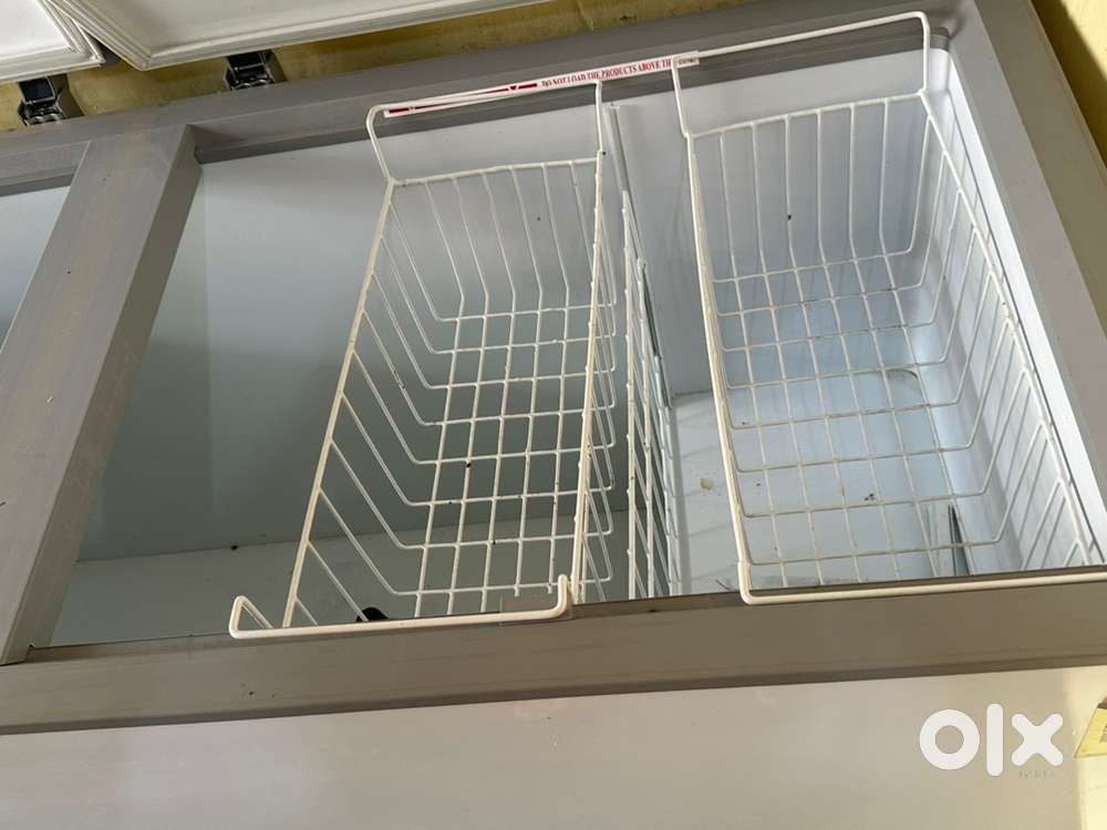 600 litter vestern company withe colour 2 door