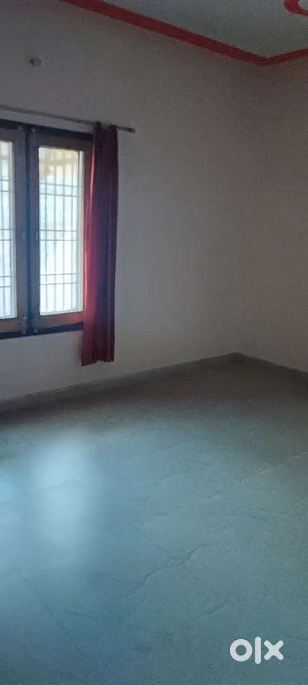 1bhk builder floor available for rent