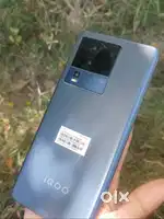 IQOO Neo 7 8/128 120/w charge and .bgmi 90fps. 4k/60 videography
