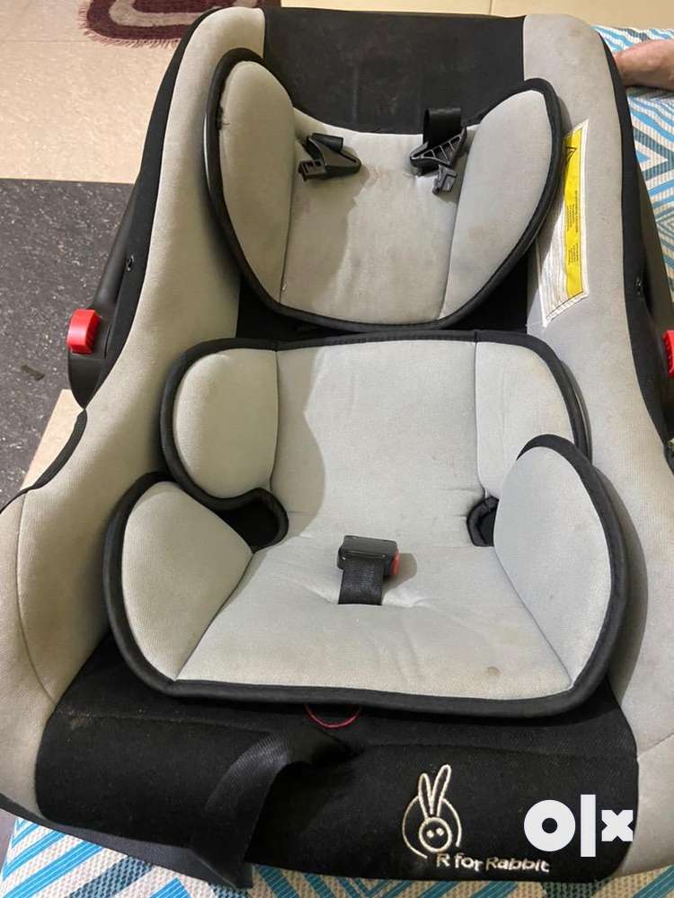 R for rabbit carseat