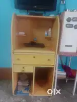Computer table