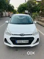 Hyundai Grand i10 2017 Petrol Well Maintained