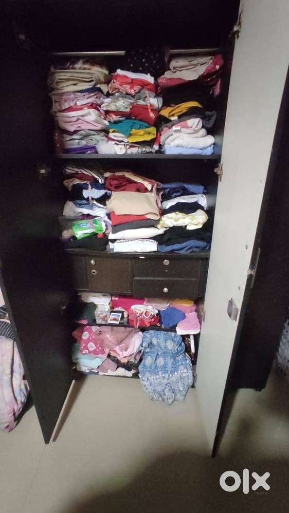 3door wooden wardrobe