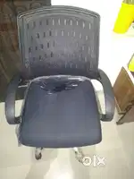 Rotating chair with Wheels