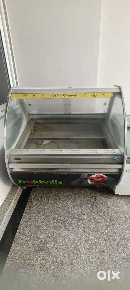 ice cream display fridges